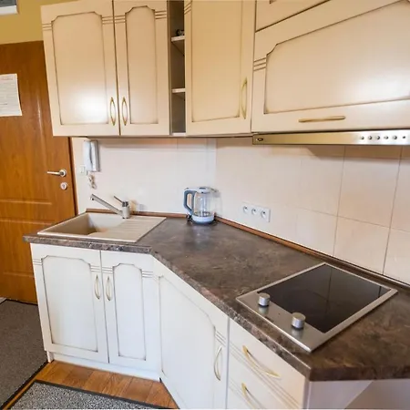 Apartment Apartinvest Nieruchomosci Jozefina 34 *